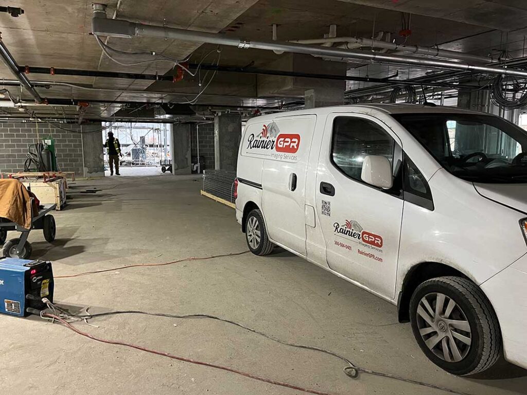 facing east restaurant 4